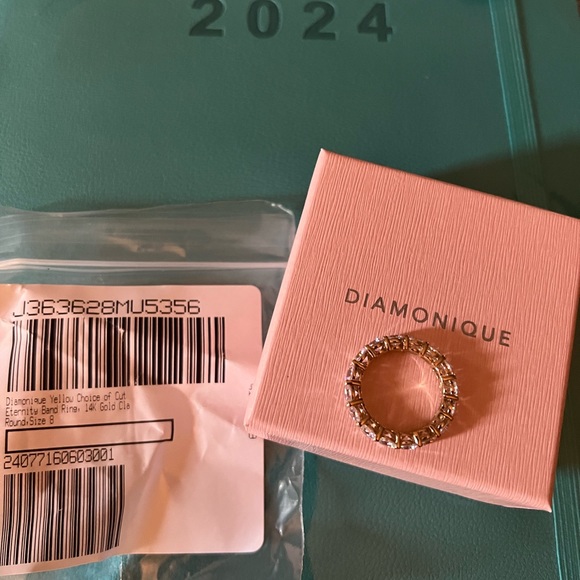 Dominique Yellow Eternity Band Ring new size 8 round stones - Picture 4 of 9